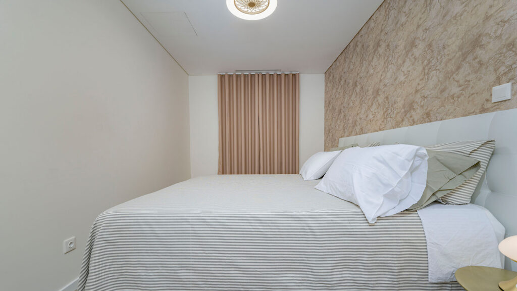 Room (Double bed)